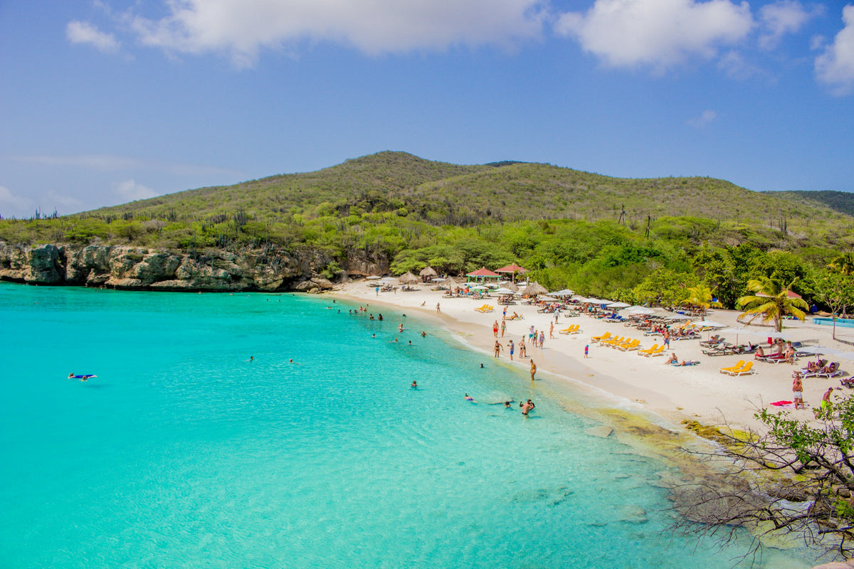 White beach and turquoise bay, Bonaire