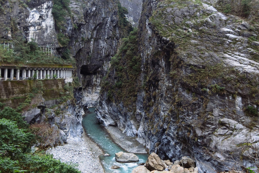 A turquoise river between marble cliffs in Taroko Gorge near Hualien, Taiwan
